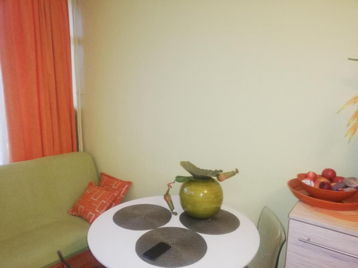Przytulny mini apartament dla 4 osób Łukęcin Exterior foto